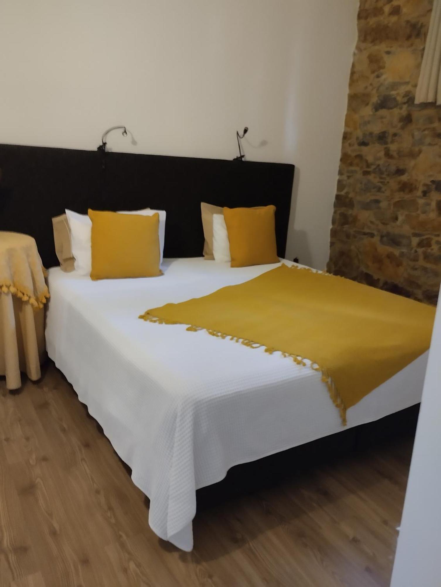 Rurais - Casas Do Lagar Alojamento de Turismo Rural Rosmaninhal (Santarem)